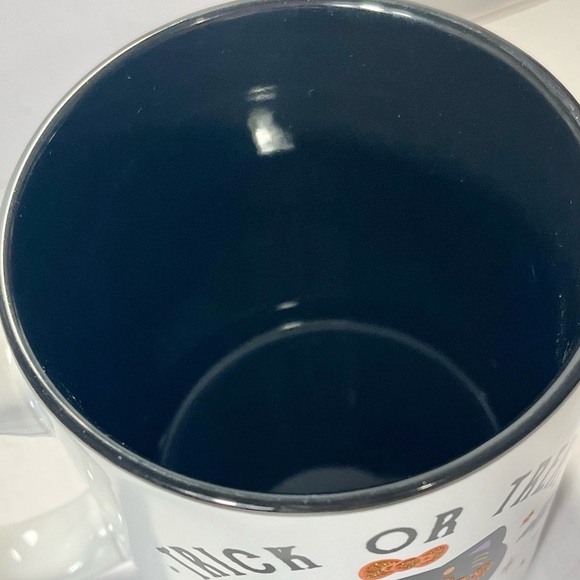 Hello Kitty Halloween Witch Hat Bats White Mug Sanrio 20 ozTwo Side Coffee Cup - Picture 3 of 4